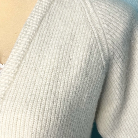 Vintage L. Simsbury Lambswool & Rabbit Hair Button Front Cardigan Sweater Medium - Picture 3 of 7